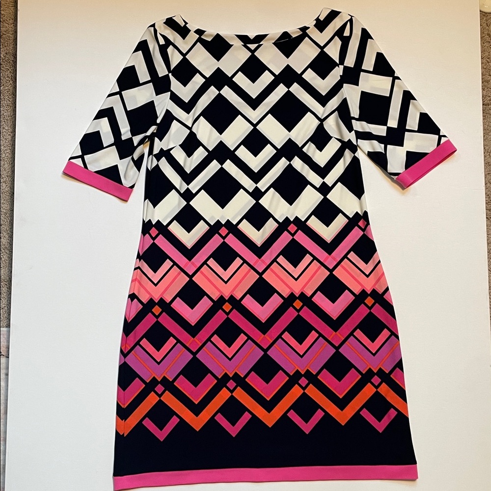 Eliza J shift dress Geometric, 3/4 sleeves, preppy, Excellent condition - Picture 6 of 9